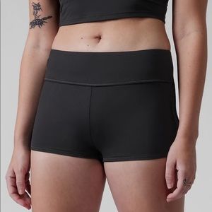 Athleta sand sprint swim short size medium